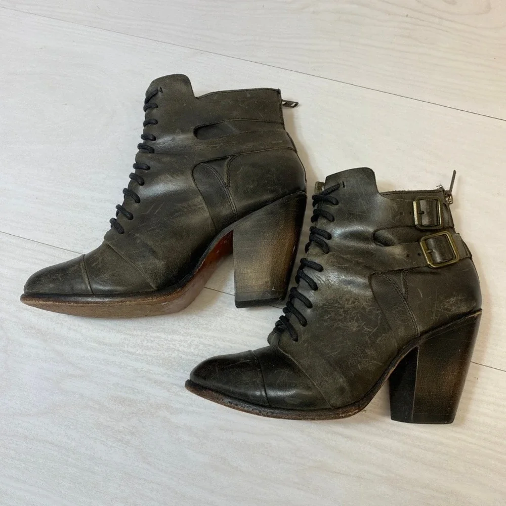 Freebird by Steven Women 7 Malry Ankle Boot Distressed Grey Buckle Lace Up